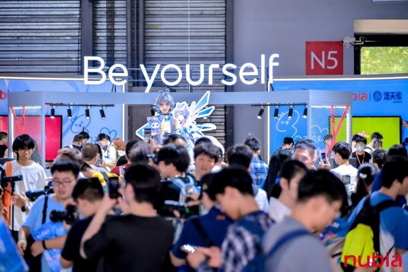 努比亚布局游戏二次元，携手洛天依亮相ChinaJoy2025(图3)