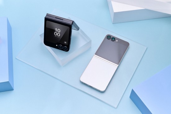 正式开售!三星Galaxy Z Fold7|Z Flip7京东平台保持100%好评率!(图9)