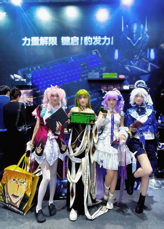 力量解限，键启爆发力，八位堂×解限机闪耀2025 Chinajoy(图9)