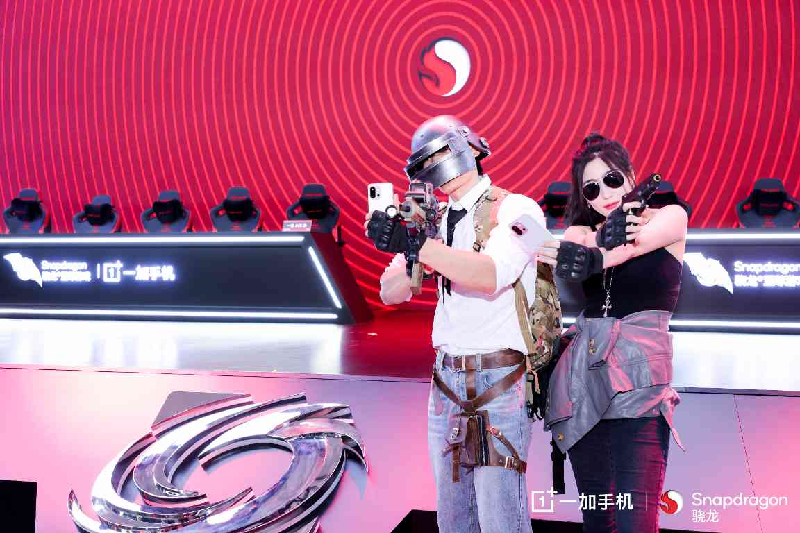 一加高调亮相 2025 ChinaJoy，四大游戏体验区燃炸全场(图4)