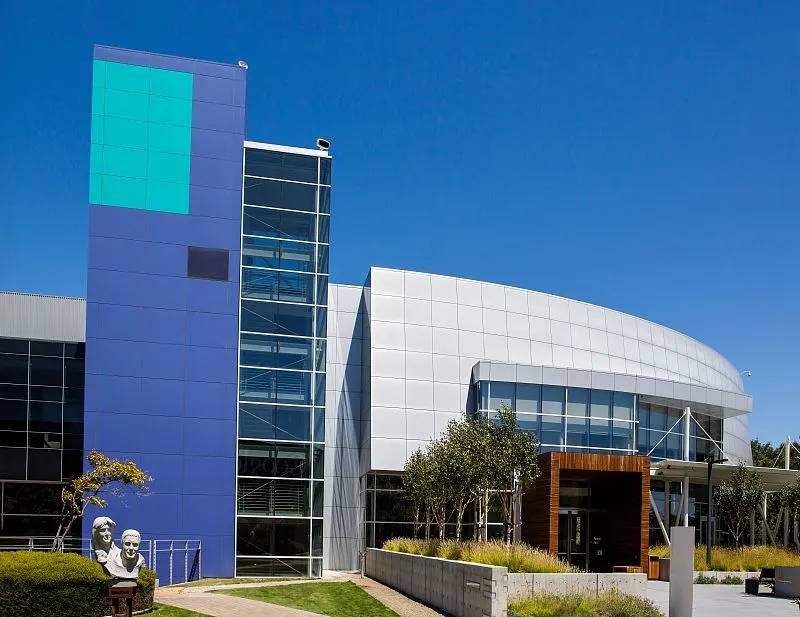 谷歌斥资47.5亿美元“吞下”能源巨头，