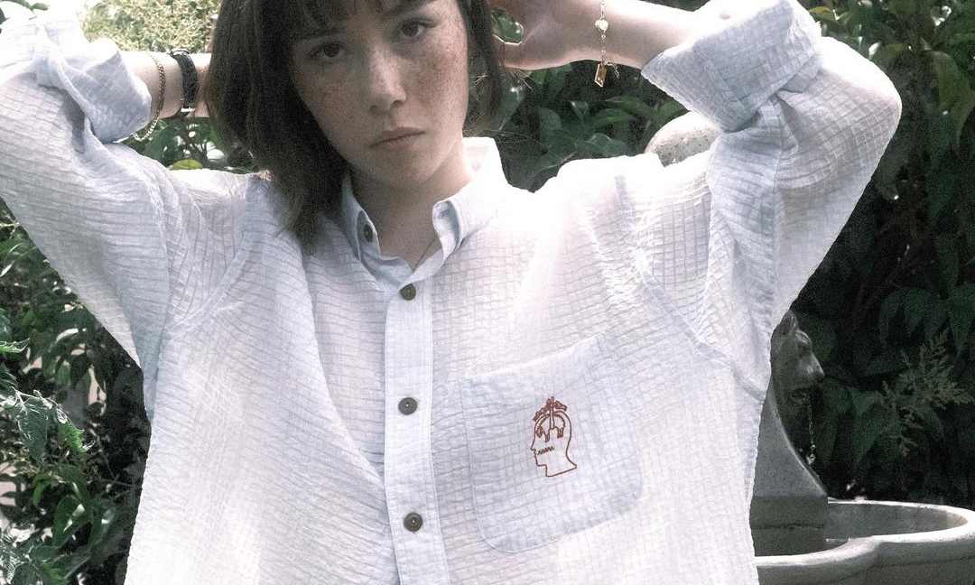 百年绅装与街头潮牌联姻，这件衬衫竟然藏着