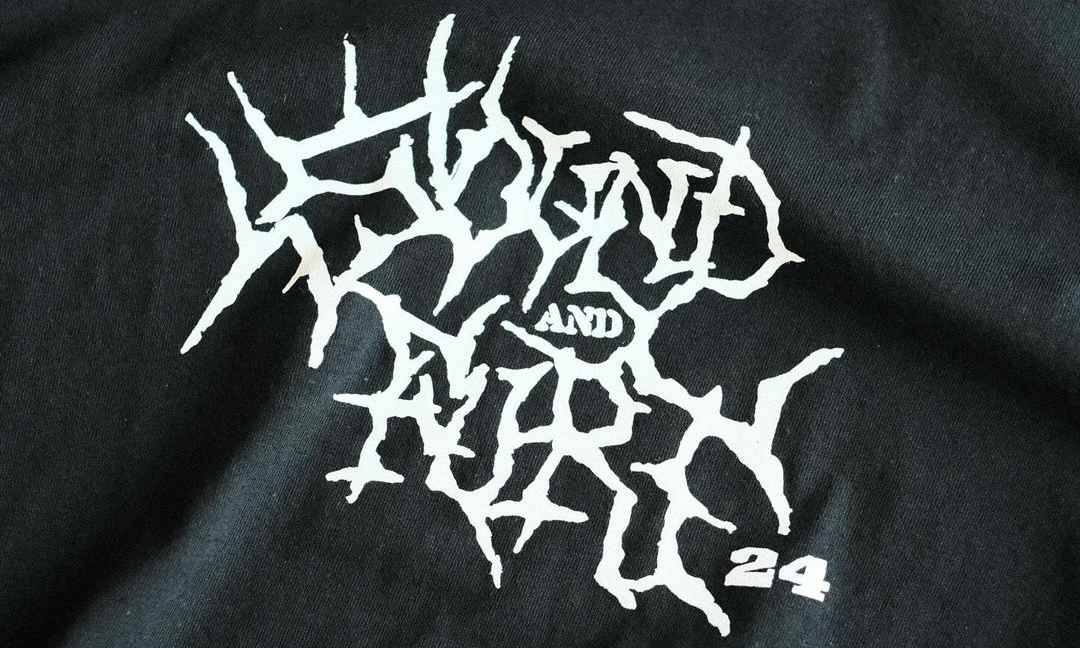 买鞋送门票还不够，这个联名系列竟然藏着音乐节全部演出阵容 - 新媒体情报驿站