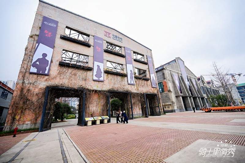 8年超万名孩子登台，这个马术秀竟然让普通孩子变身自信骑士(图2)