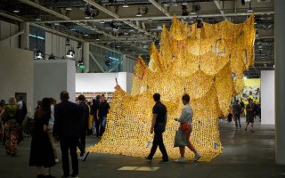 艺术行业晴雨表降温了吗？领导层变更后的巴塞尔开幕之际能否达成预期 - 新媒体情报驿站